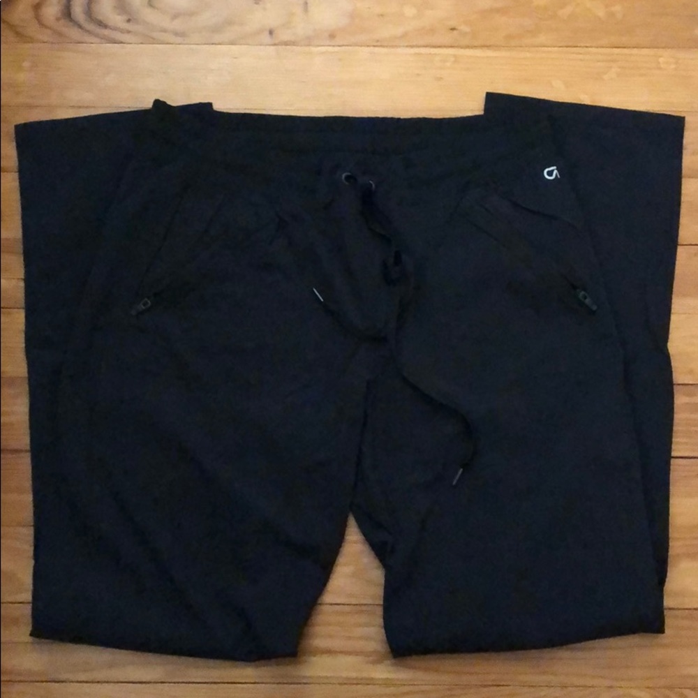 Women’s Gap Fit Pants